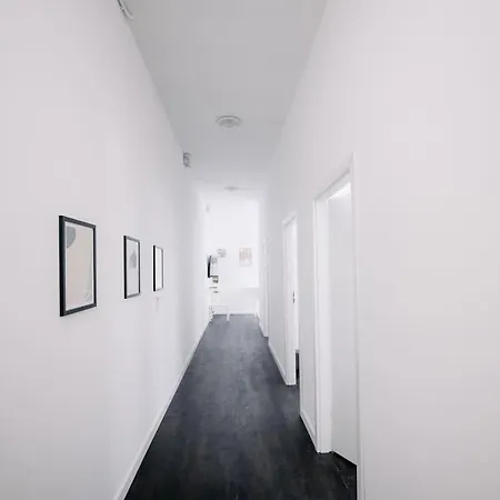 Apartment Piotrkowska 50 & Narutowicza Five-room Elite Enclave - New Listing