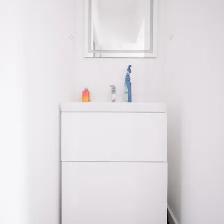 Apartment Piotrkowska 50 & Narutowicza Five-room Elite Enclave - New Listing Chillinlodz